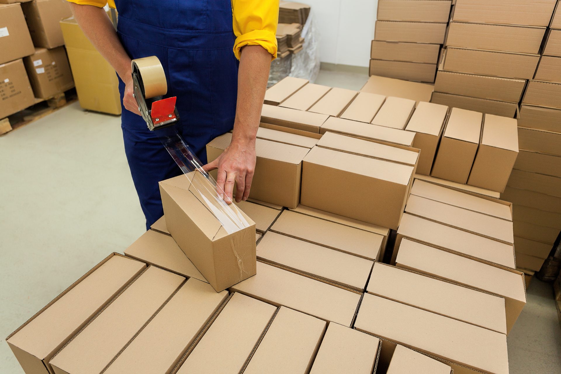Products packing - Royal Oil Co.